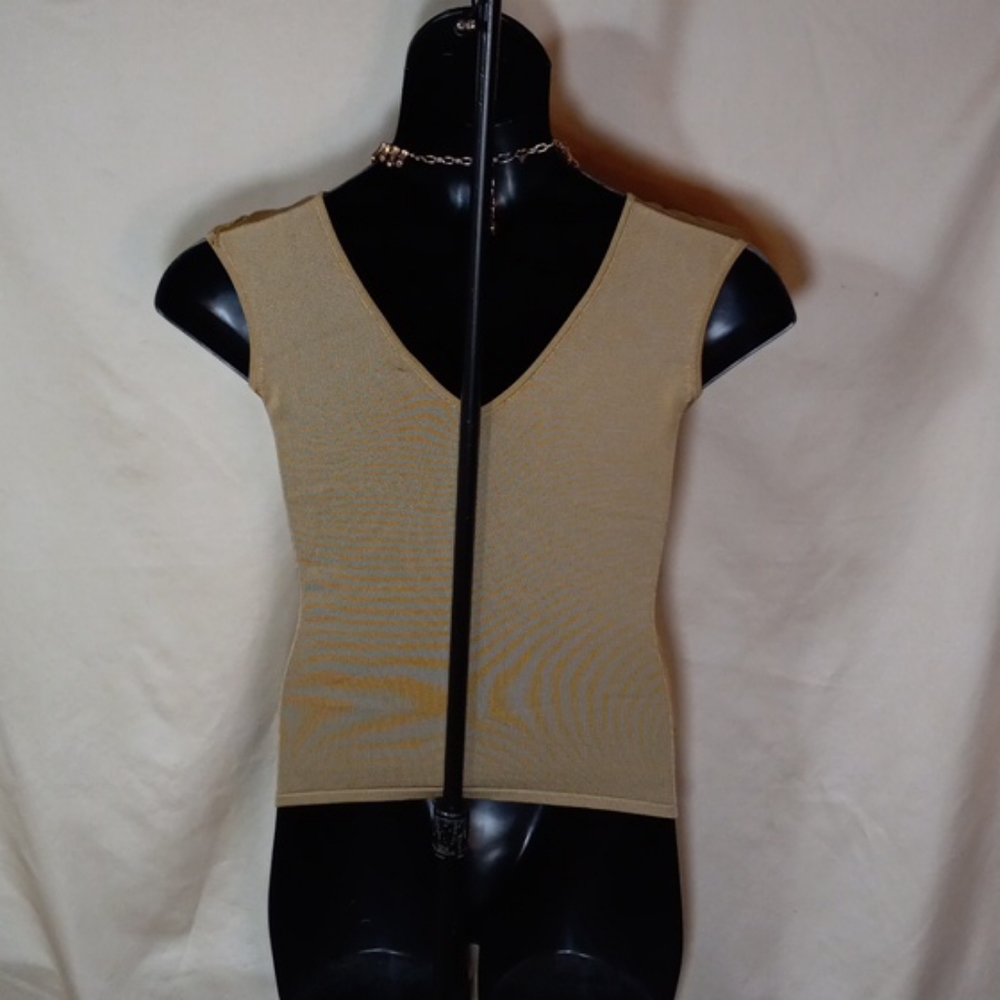 The Limited - Picture 3 of 4